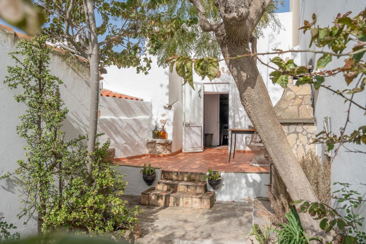 Bed and breakfast Casa Carina Espiche Extérieur photo